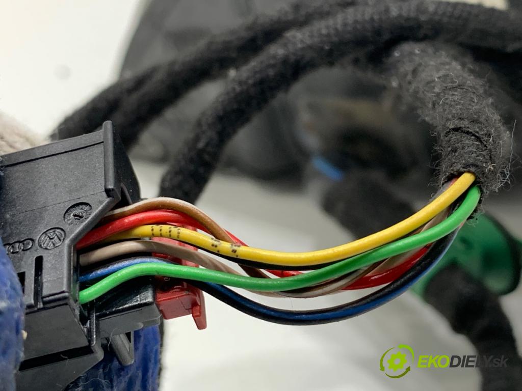 VW PASSAT B7 sedan 2013 103 kW 2.0 TDI 1968 Spätné zrkadlo pravy