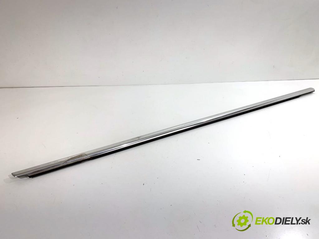 VW PASSAT B7 sedan 2013 103 kW 2.0 TDI 1968 lišta Sbírání: přední část pravý 