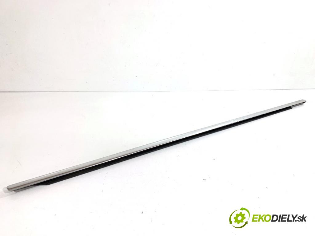 VW PASSAT B7 sedan 2013 103 kW 2.0 TDI 1968 Lišta Sbírání: zad pravy