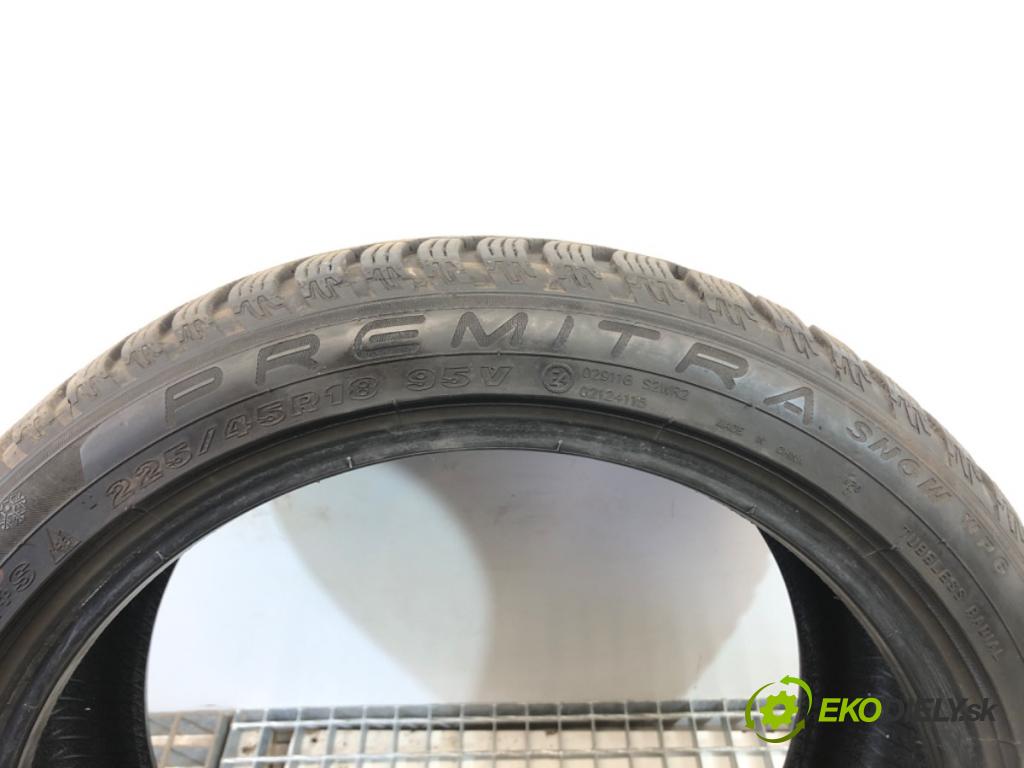 --- ---      PNEUMATIKA: zima 2X 225/45 18" MAXXIS