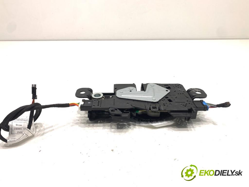 BMW G31 Kombi 2020 140 kW 520 d 1995 zámok dverí zad 7357112