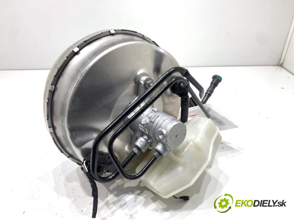 BMW G31 Kombi 2020 140 kW 520 d 1995 Posilovač bŕzd 6861215