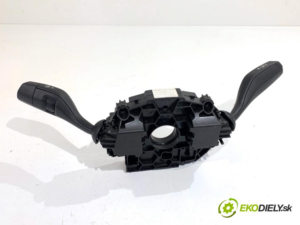 BMW G31 Kombi 2020 140 kW 520 d 1995 přepínač kombinovaný 9472543 (Páčky pod volantem)