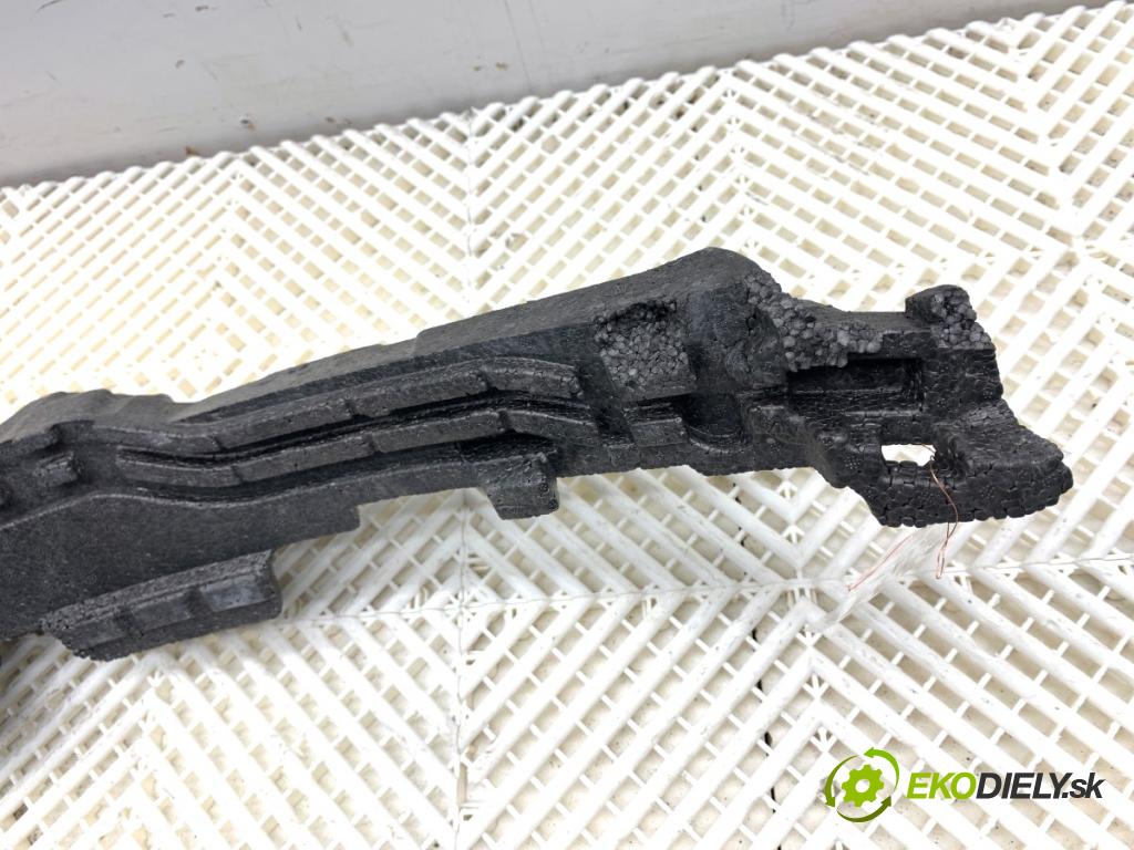 BMW G31 Kombi 2020 140 kW 520 d 1995 ABSORBER nárazníka přední část