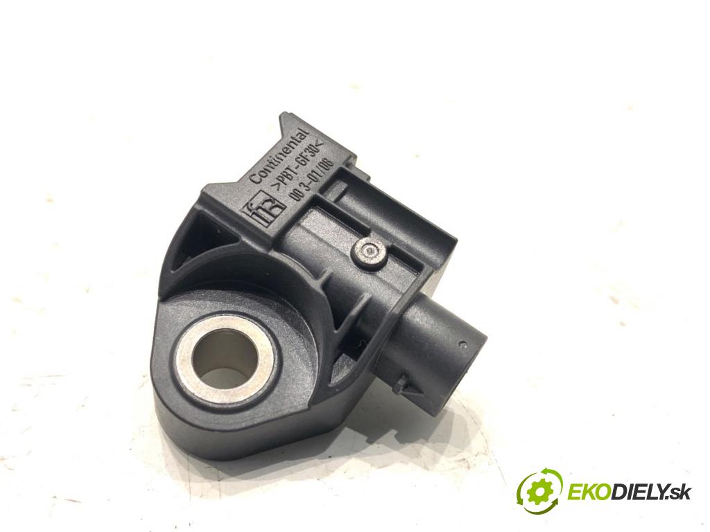 BMW G31 Kombi 2020 140 kW 520 d 1995 Snímač nárazu 9341546 (Snímač nárazu)