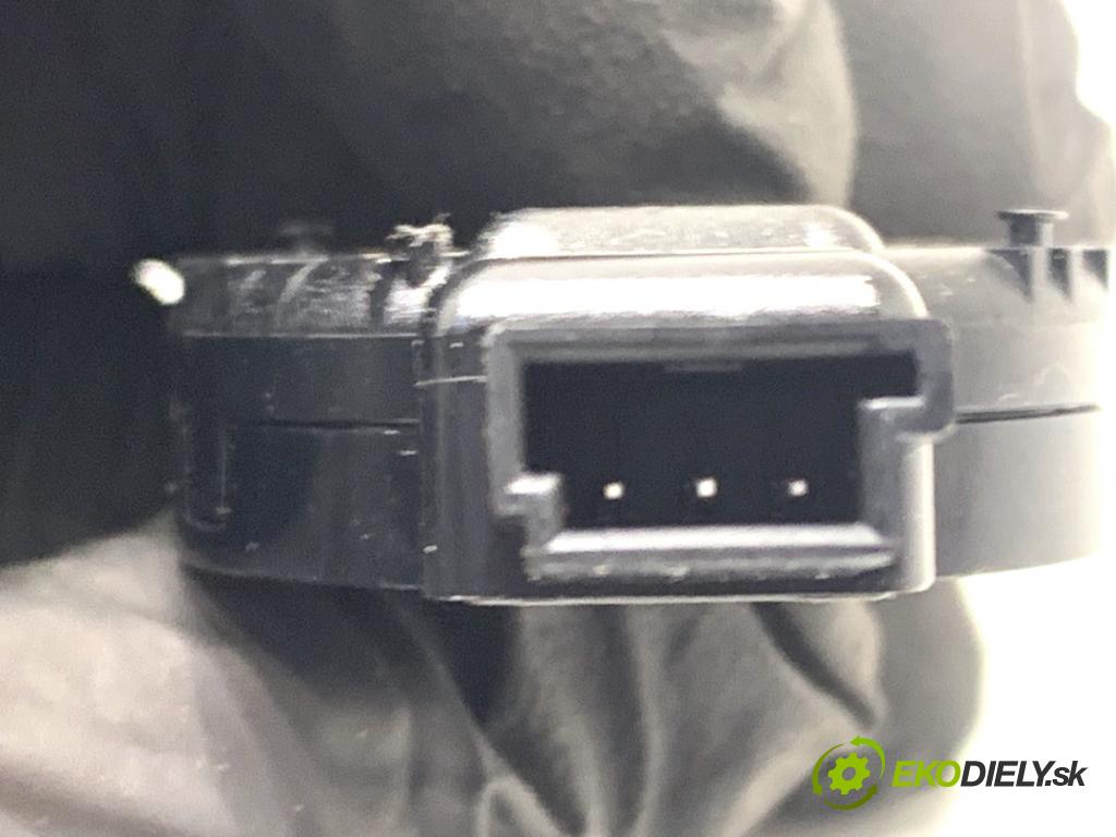 BMW G31 Kombi 2020 140 kW 520 d 1995 Snímač dažďa 9475146 (Snímač dažďa)