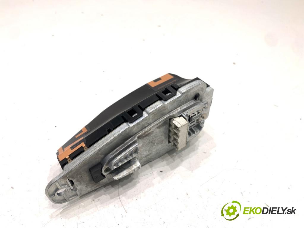 BMW G31 Kombi 2020 140 kW 520 d 1995 ANTENA 9291484