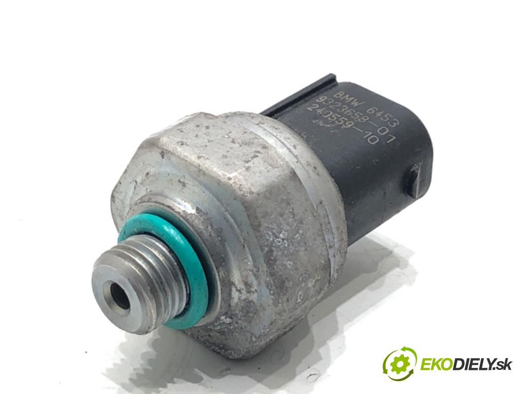 BMW G31 Kombi 2020 140 kW 520 d 1995 snímač klimatizace 9323658 (Snímač klimatizace)