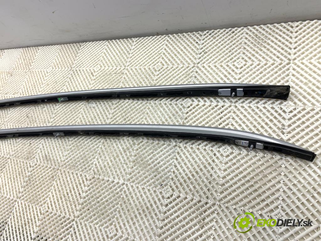 BMW G31 Kombi 2020 140 kW 520 d 1995 lyžiny STRECHA: