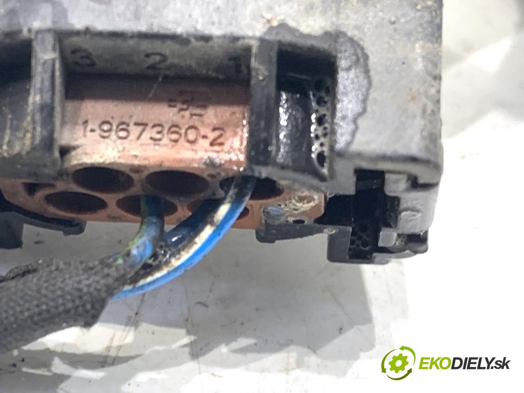 BMW G31 Kombi 2020 140 kW 520 d 1995 snímač ÚROVEŇ: XENON zadní část pravý 2959574