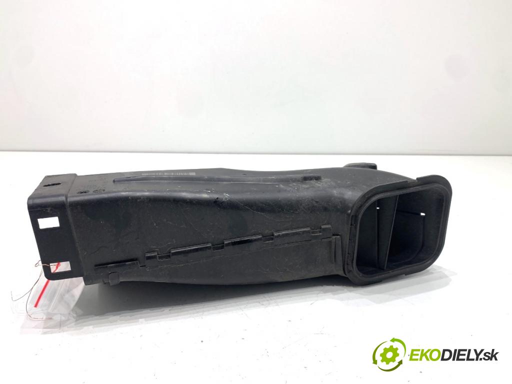 BMW G31 Kombi 2020 140 kW 520 d 1995 Volant vzduchu 8599683