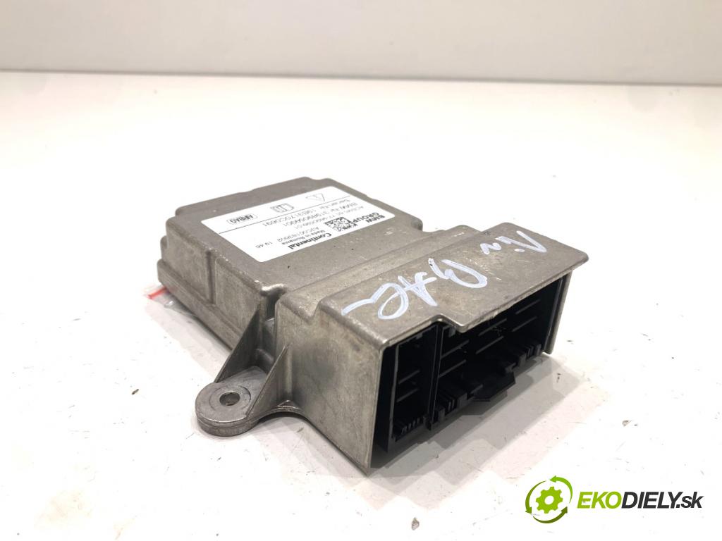 BMW G31 Kombi 2020 140 kW 520 d 1995 senzor airbag 9890599 (Snímač)