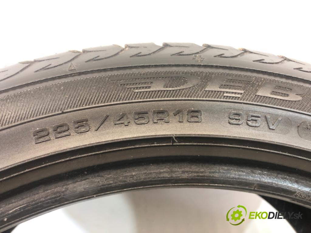 --- ---      PNEUMATIKA: zima 2X 225/45 18" DĘBICA