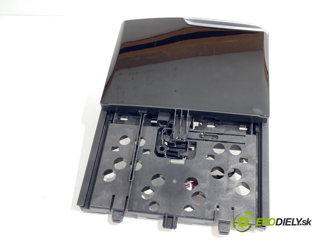 BMW G31 Kombi 2020 140 kW 520 d 1995 kryt přihrádka kastlík TUNEL: STŘEDNÍ: 9330629