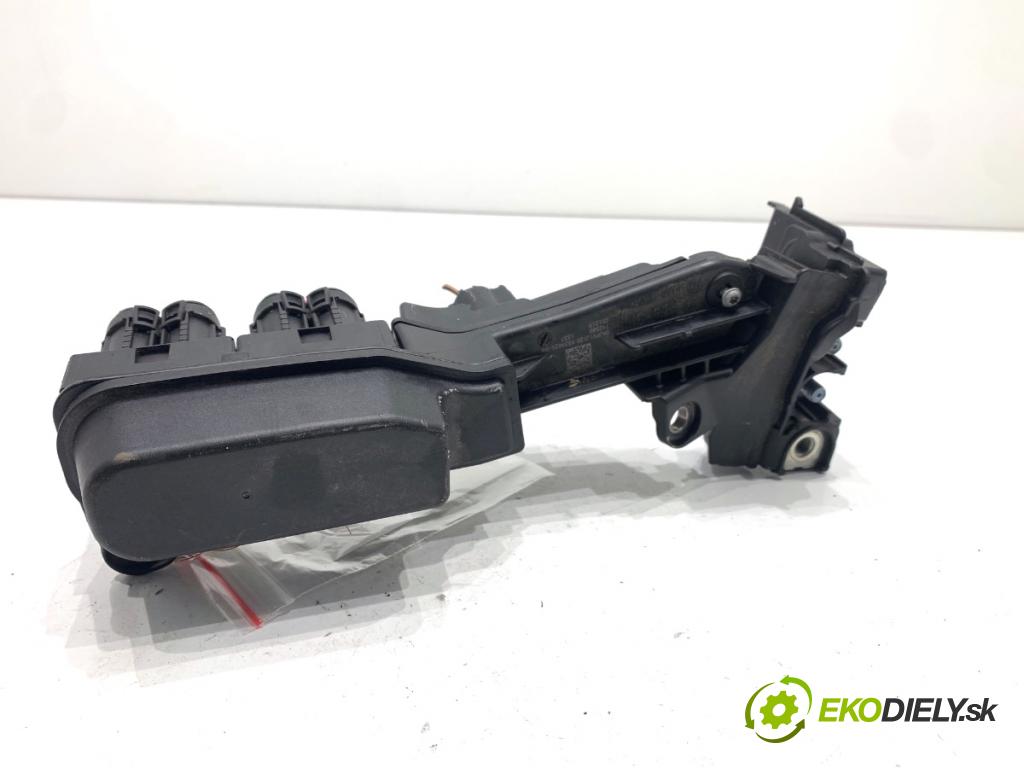 BMW G31 Kombi 2020 140 kW 520 d 1995 Rozdeľovač nápravy 9339825