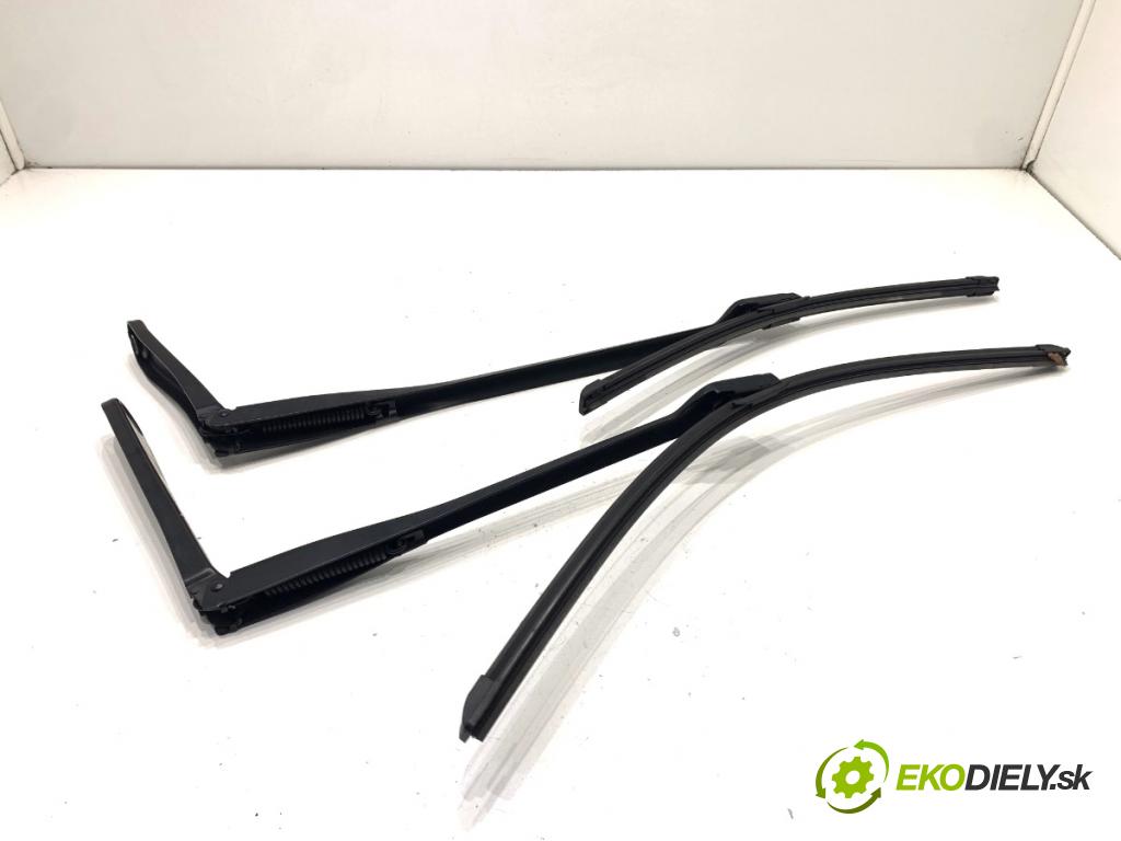 BMW G31 Kombi 2020 140 kW 520 d 1995 ramena stěrače přední část