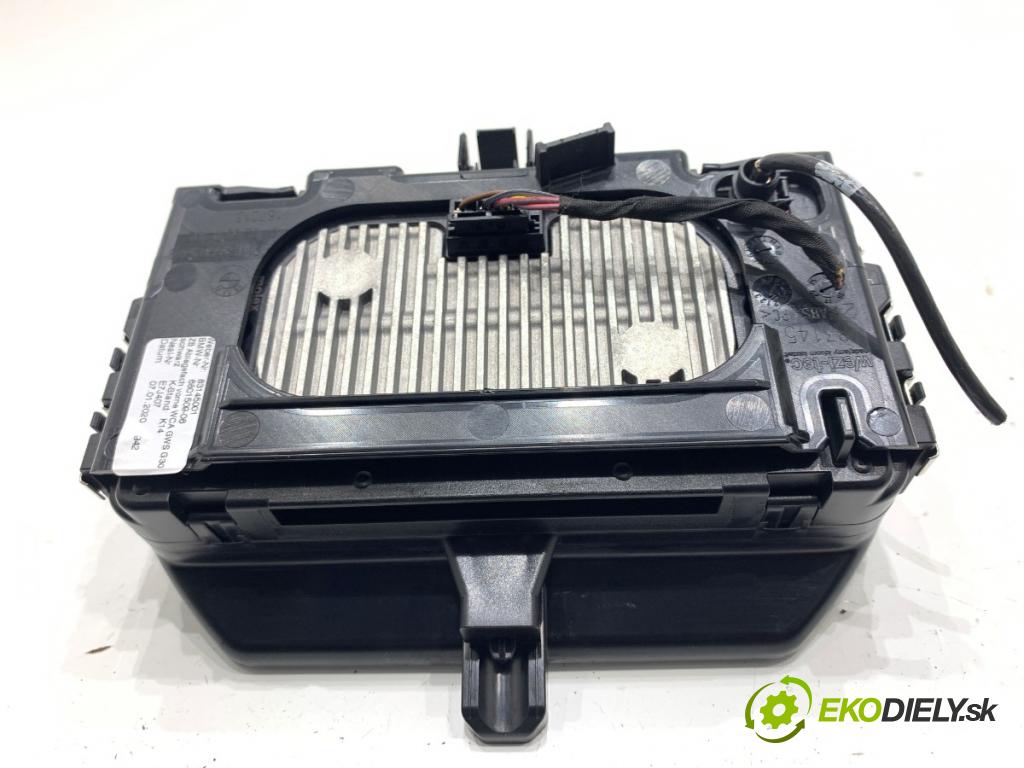 BMW G31 Kombi 2020 140 kW 520 d 1995 NABÍJAČKA: INDUKCIA: 6801509