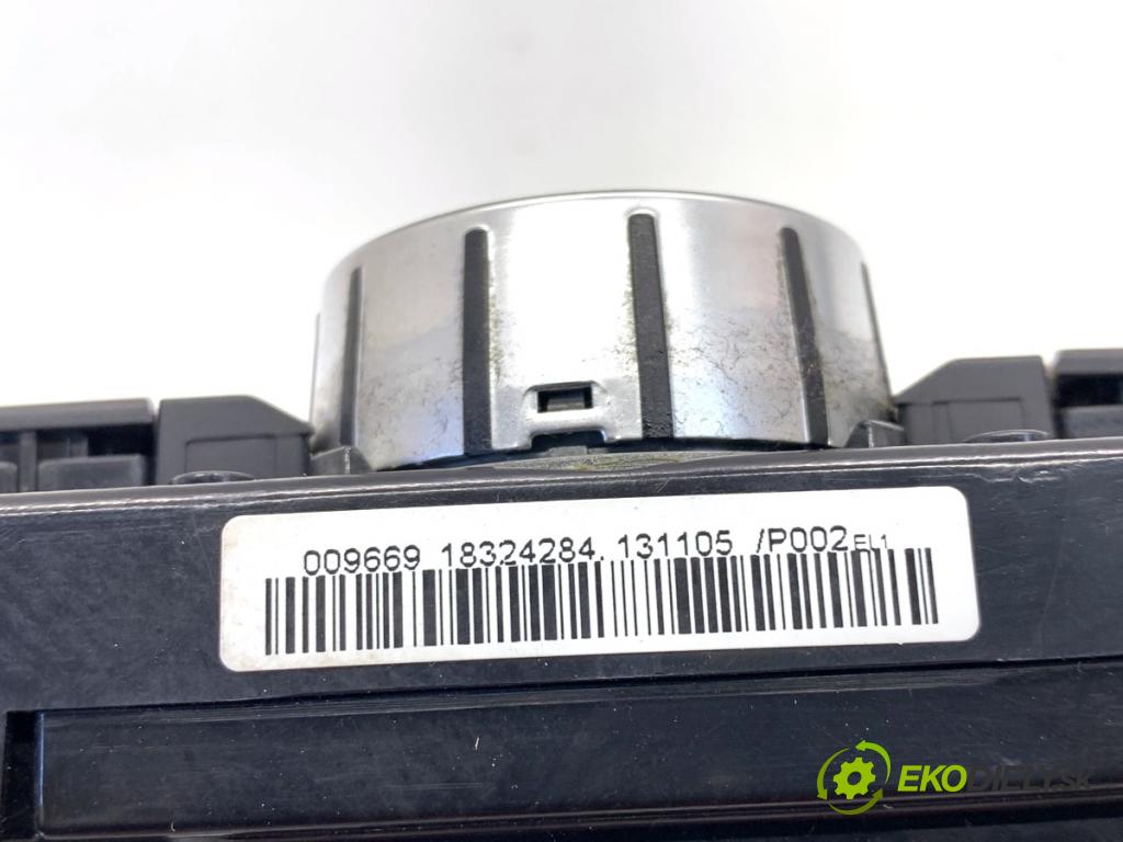 VW PASSAT B7 sedan 2013 103 kW 2.0 TDI 1968 Panel ovládania kúrenia 3AA907044BT (Prepínacie páčky pod volantom)