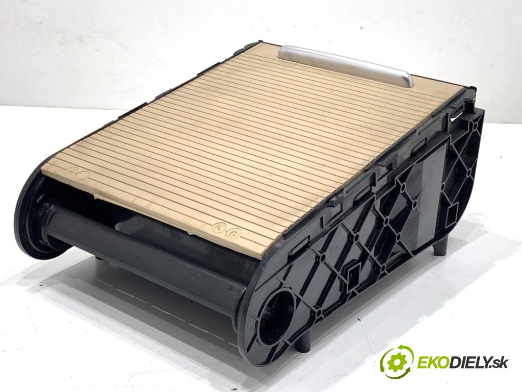 VW PASSAT B7 sedan 2013 103 kW 2.0 TDI 1968 Držiak na nápoje 3C0858329H (Držiak (úchyt) na nápoje)