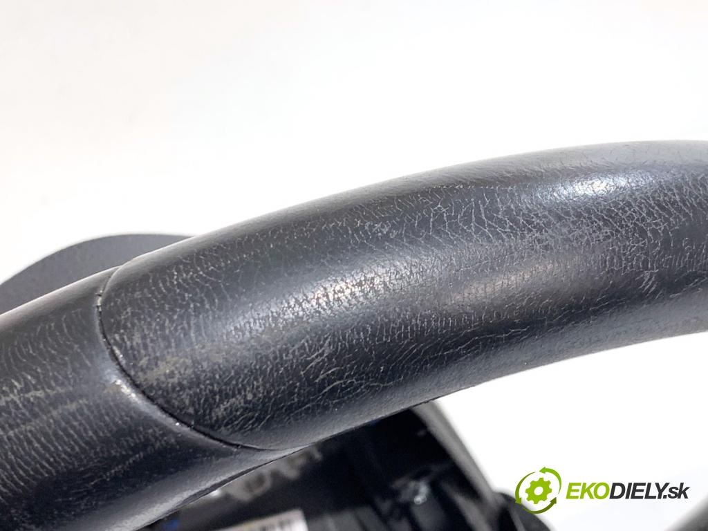 VW PASSAT B7 sedan 2013 103 kW 2.0 TDI 1968 volant 3C8419091BF (Volant)