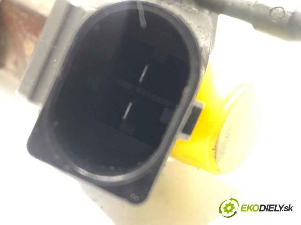 MERCEDES-BENZ W218 Kombi 2016 190 kW CLS 350 d 4-matic (218.994) 2987 vstřikovací ventily A6420701187