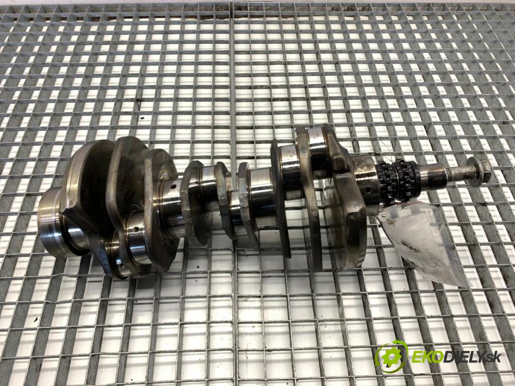 MERCEDES-BENZ W218 Kombi 2016 190 kW CLS 350 d 4-matic (218.994) 2987 Kardaň, hriadeľ KLIKA: R64224 (Blok motora ostatné)