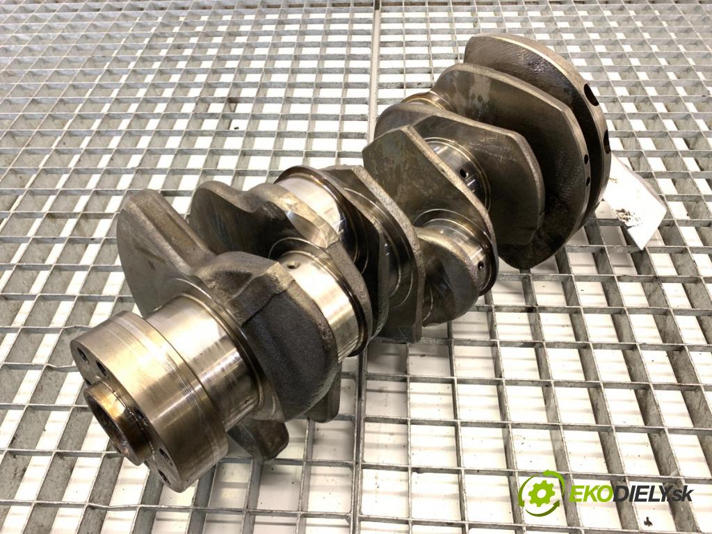 MERCEDES-BENZ W218 Kombi 2016 190 kW CLS 350 d 4-matic (218.994) 2987 Kardaň, hriadeľ KLIKA: R64224 (Blok motora ostatné)