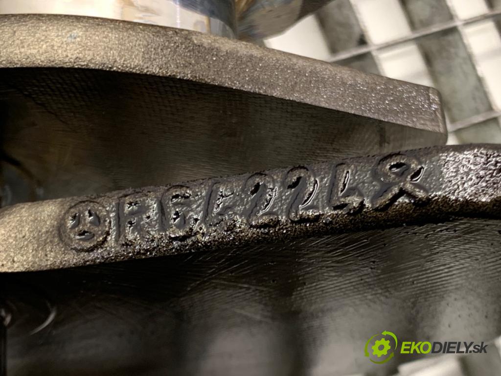 MERCEDES-BENZ W218 Kombi 2016 190 kW CLS 350 d 4-matic (218.994) 2987 Kardaň, hriadeľ KLIKA: R64224 (Blok motora ostatné)