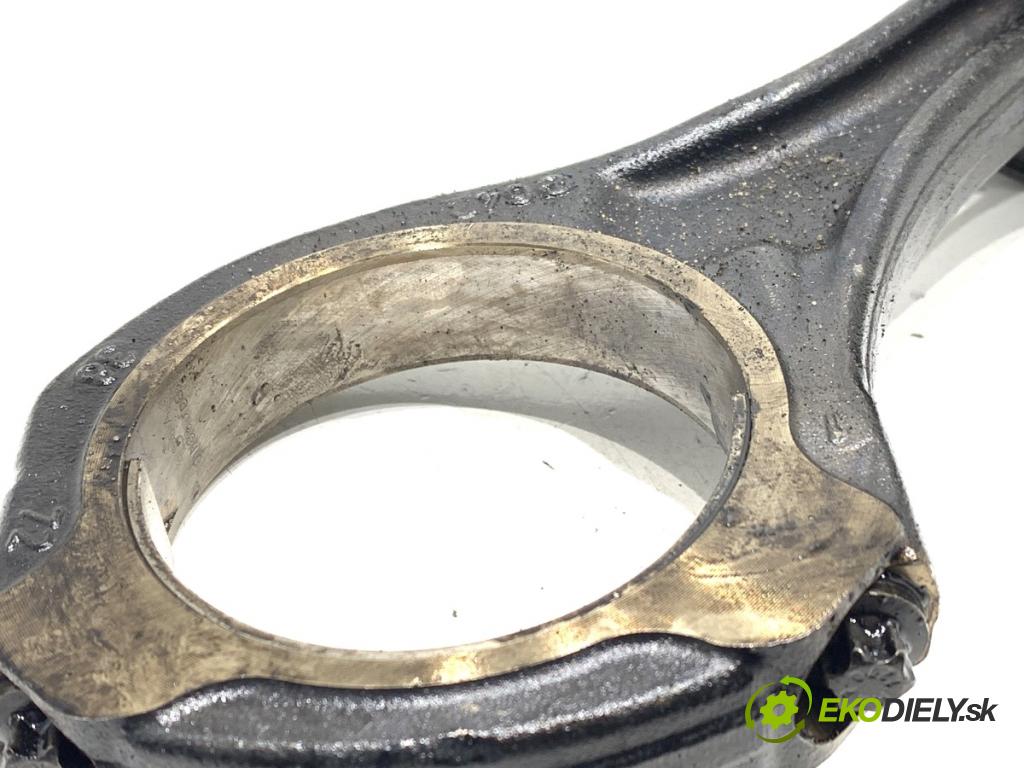 MERCEDES-BENZ W218 Kombi 2016 190 kW CLS 350 d 4-matic (218.994) 2987 PÍST: ojnice  (Píst)