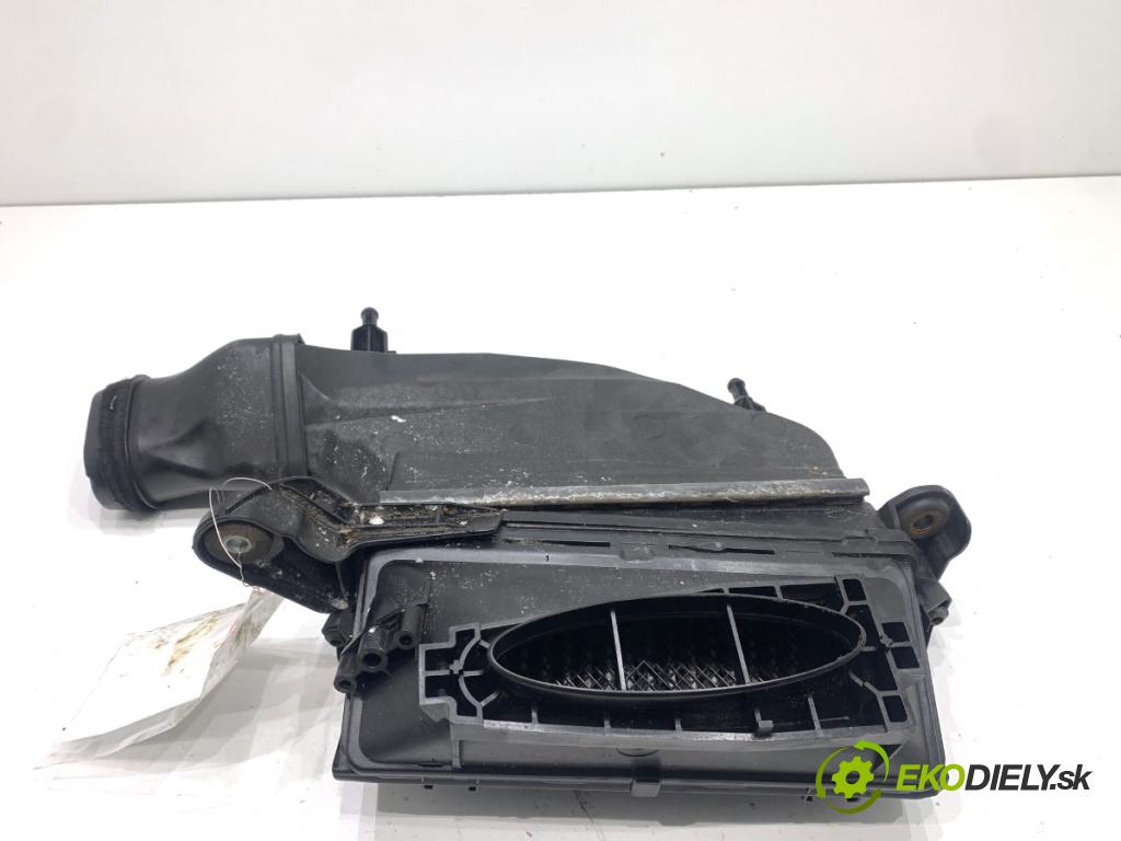 MERCEDES-BENZ W218 Kombi 2016 190 kW CLS 350 d 4-matic (218.994) 2987 obal filtra vzduchu A6420903501 (Kryt vzduchového filtru)