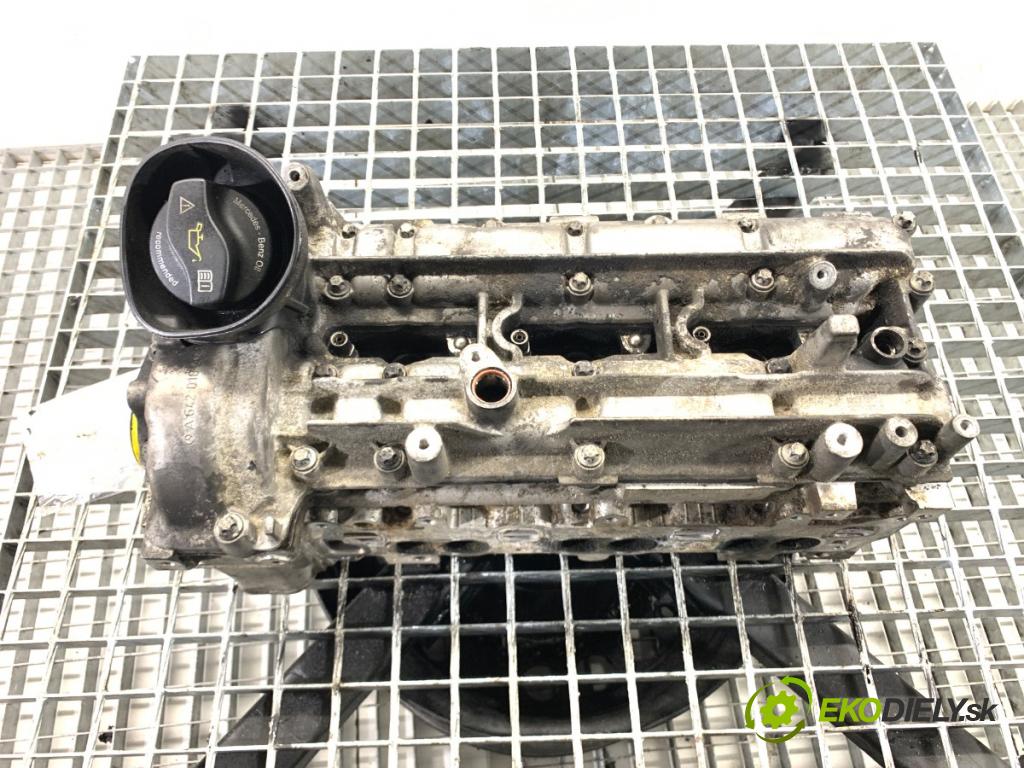 MERCEDES-BENZ W218 Kombi 2016 190 kW CLS 350 d 4-matic (218.994) 2987 hlava válců levý A6420104206