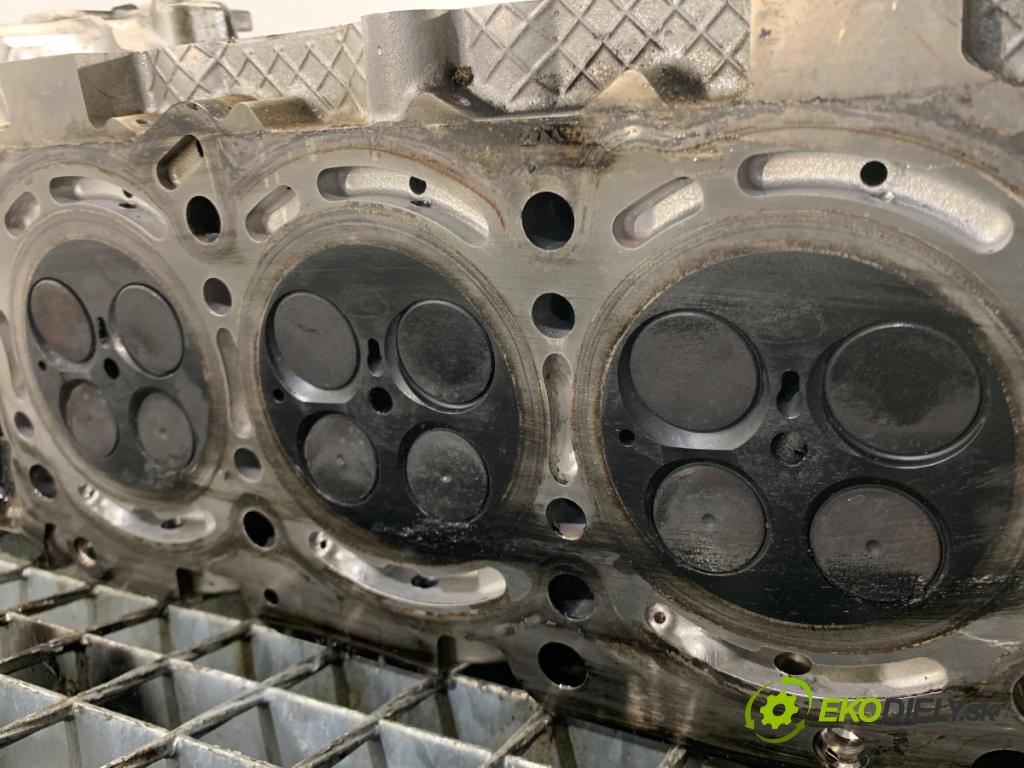 MERCEDES-BENZ W218 Kombi 2016 190 kW CLS 350 d 4-matic (218.994) 2987 hlava válců levý A6420104206