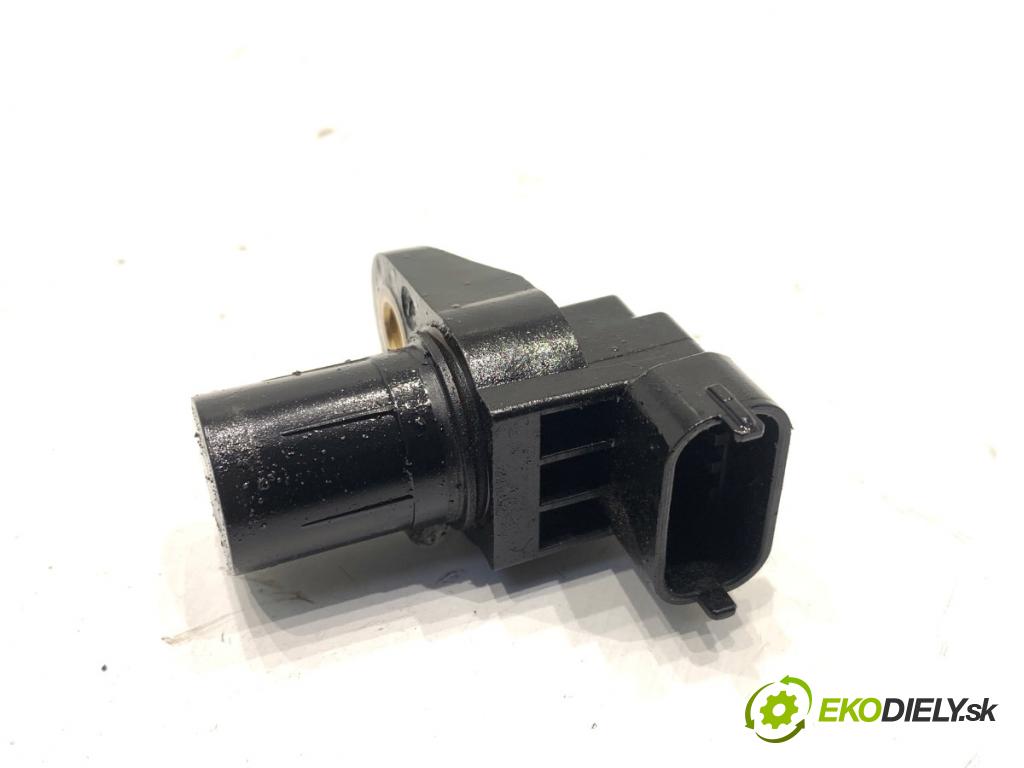 MERCEDES-BENZ W218 Kombi 2016 190 kW CLS 350 d 4-matic (218.994) 2987 snímač pozice vačkového hřídele A0051531328 (Snímač polohy klikového hřídele)