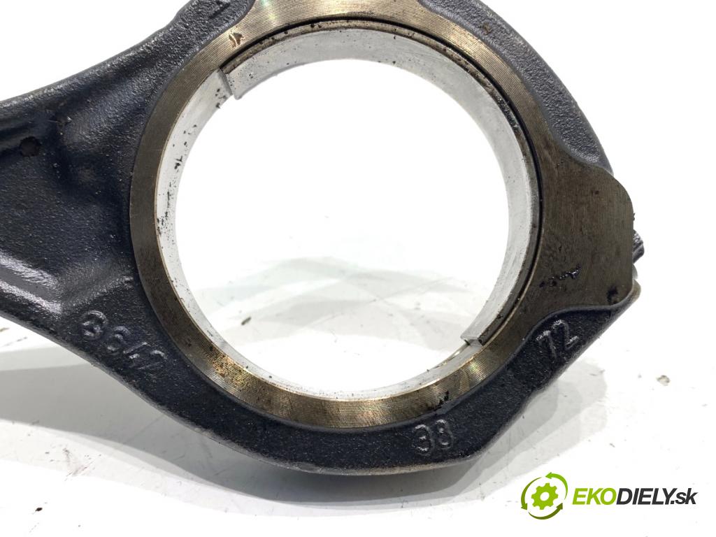 MERCEDES-BENZ W218 Kombi 2016 190 kW CLS 350 d 4-matic (218.994) 2987 PÍST: ojnice  (Píst)