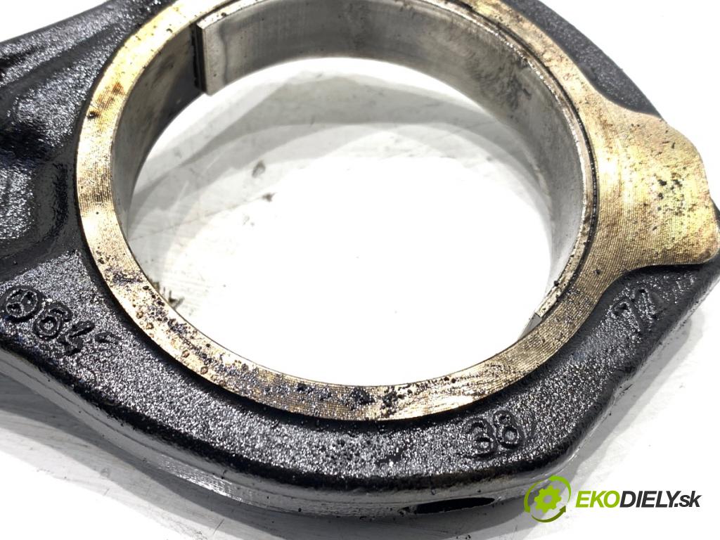 MERCEDES-BENZ W218 Kombi 2016 190 kW CLS 350 d 4-matic (218.994) 2987 PIEST: ojnica  (Piest)