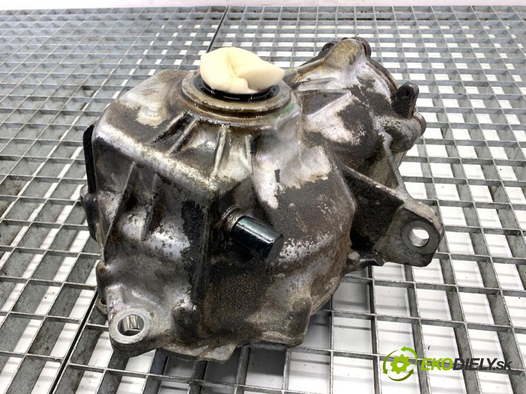 MERCEDES-BENZ W218 Kombi 2016 190 kW CLS 350 d 4-matic (218.994) 2987 Most ,diferenciál predný 2213308600