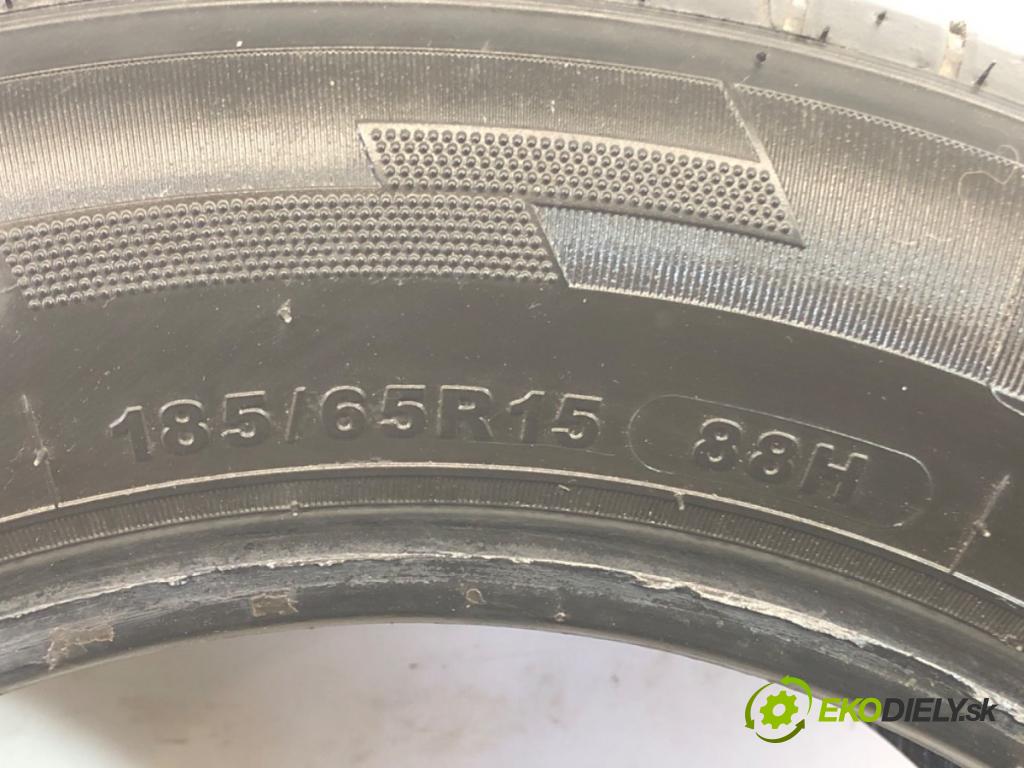 --- ---      PNEUMATIKY: 2X 185/65 15" FIREMAX: