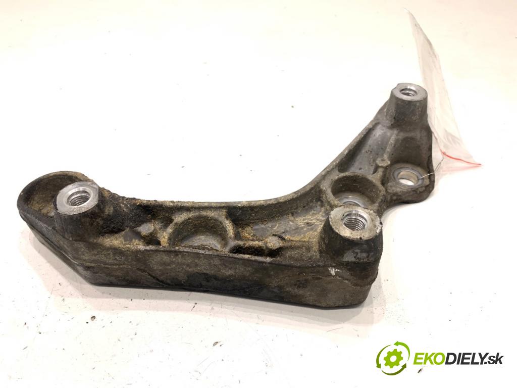 MERCEDES-BENZ W218 Kombi 2016 190 kW CLS 350 d 4-matic (218.994) 2987 Držiak uchytenia diferenciálu predneho A2720140295