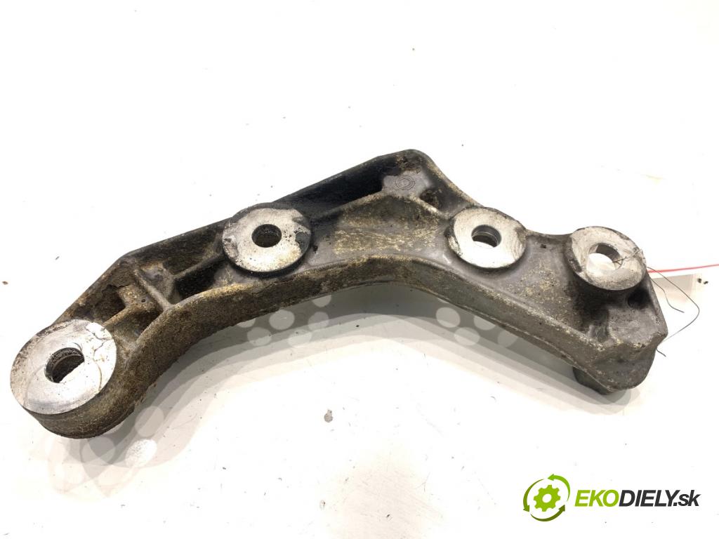 MERCEDES-BENZ W218 Kombi 2016 190 kW CLS 350 d 4-matic (218.994) 2987 Držiak uchytenia diferenciálu predneho A2720140295