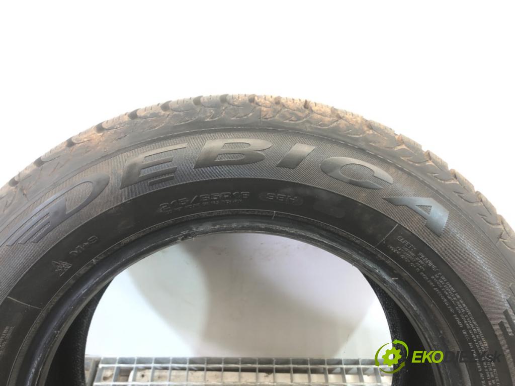 --- --- PNEUMATIKA: zima 2X 215/65 16" DĘBICA