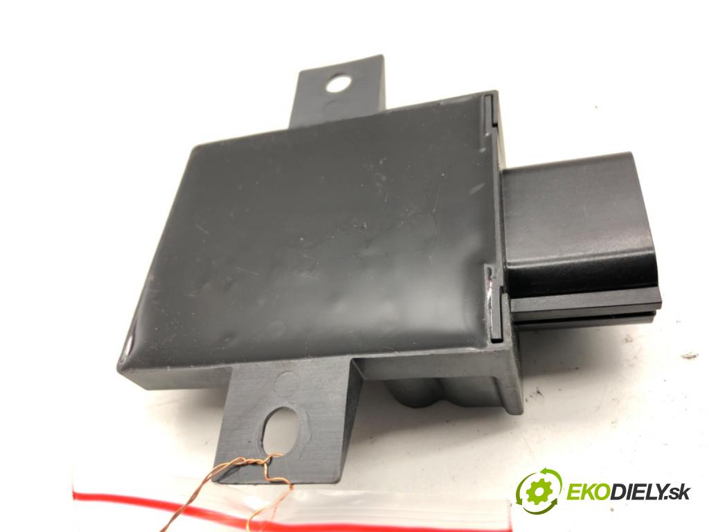 JAGUAR F-PACE SUV 2016 120 kW 2.0 TD4 1999 Modul pumpy paliva FK72-9D370-AD