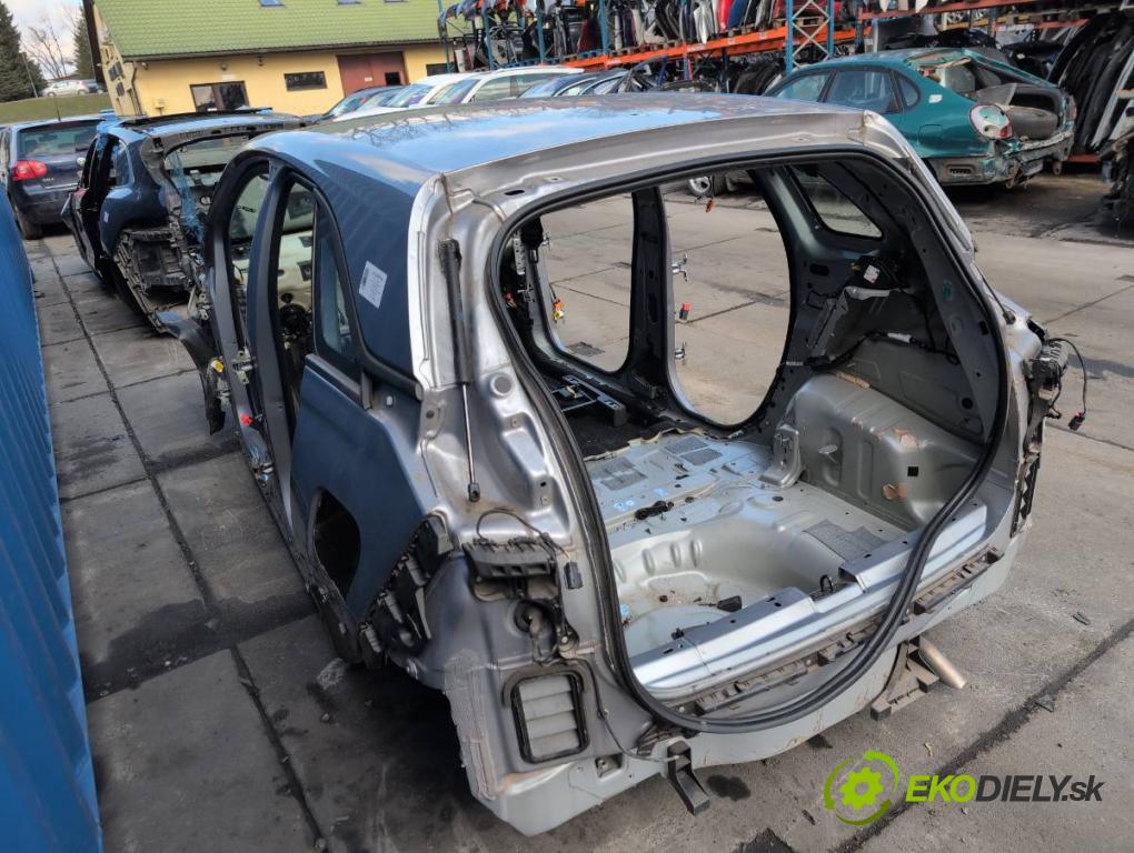 OPEL CROSSLAND SUV 2024 81 kW 1.2 (75) 1199 karoséria ČTVRŤÁK: Blatník prah strecha PODŁUŻNICA