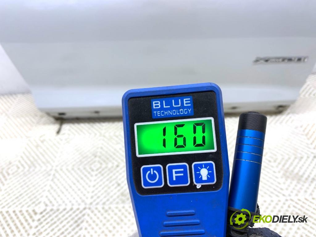 BMW F25 SUV 2016 180 kW xDrive 28 i 1997 Dvere pravy predný