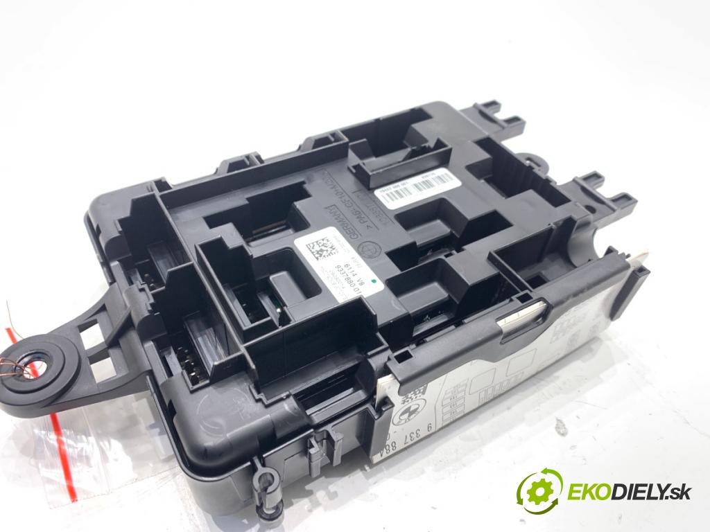 BMW F31 Kombi 2014 135 kW 320 d xDrive 1995 Skrinka poistková 9337880 (Poistková skrinka)