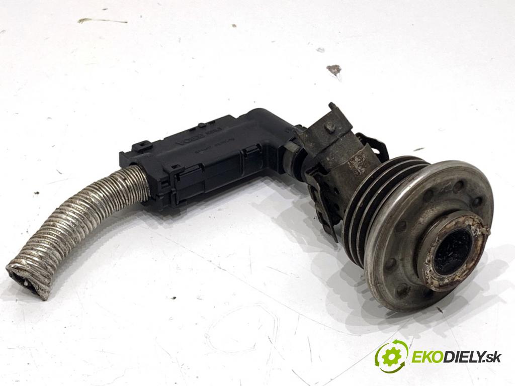 SEAT ALHAMBRA II nadwozie wielkoprzestrzenne (MPV) 2012 125 kW 2.0 TDI 1968 vstřikovač SCR 3C0131113C