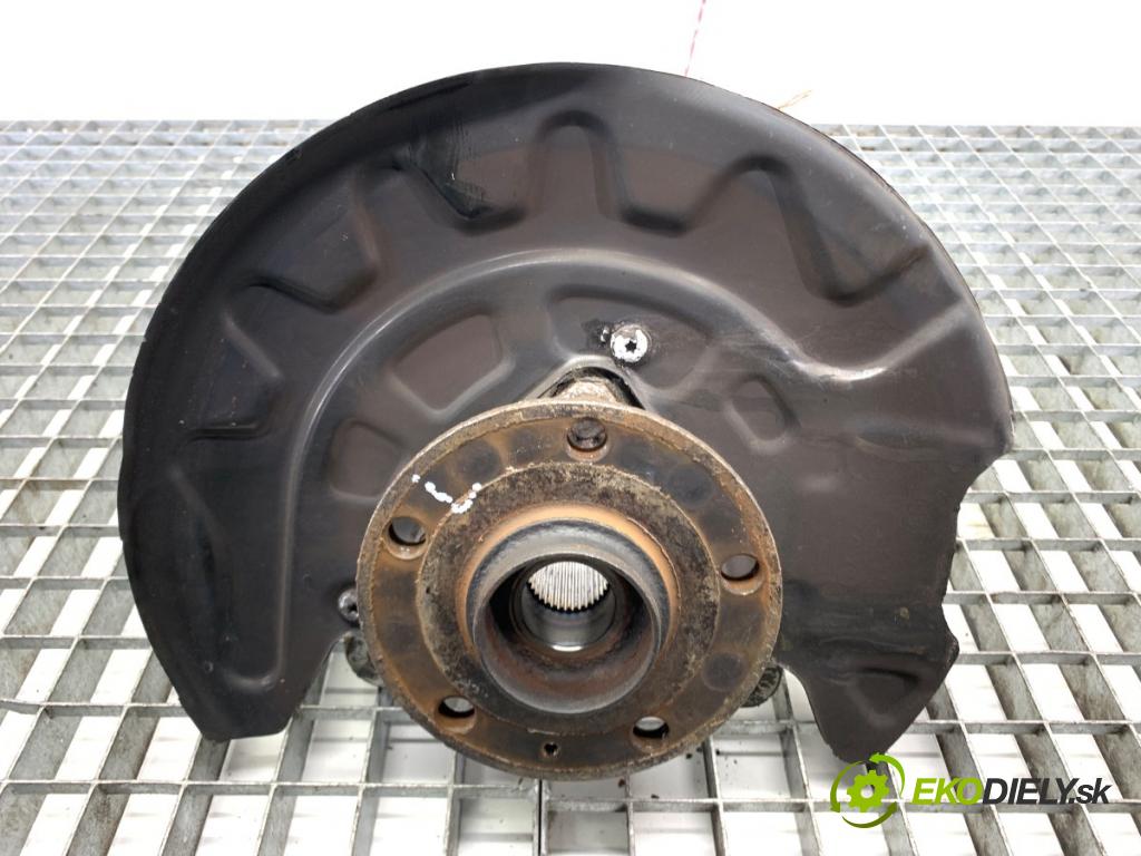 VW GOLF VII Kombi 2015 110 kW 2.0 TDI 1968 náboj ľavy predný 