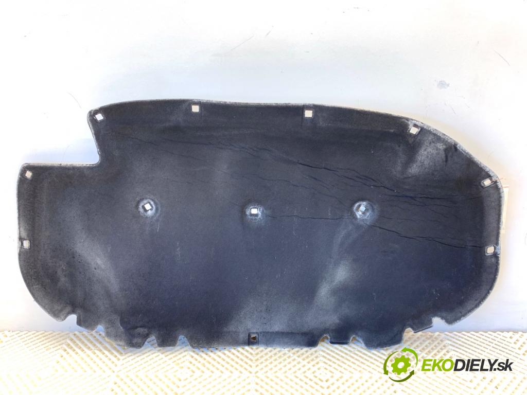 VW GOLF VII Kombi 2015 110 kW 2.0 TDI 1968 odhlučnění kapoty 