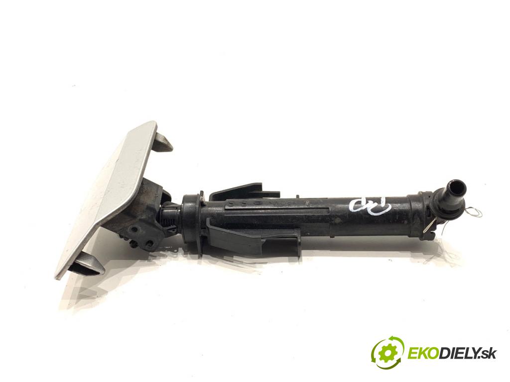 VW GOLF VII Kombi 2015 110 kW 2.0 TDI 1968 ostrekovača svetla pravy predný