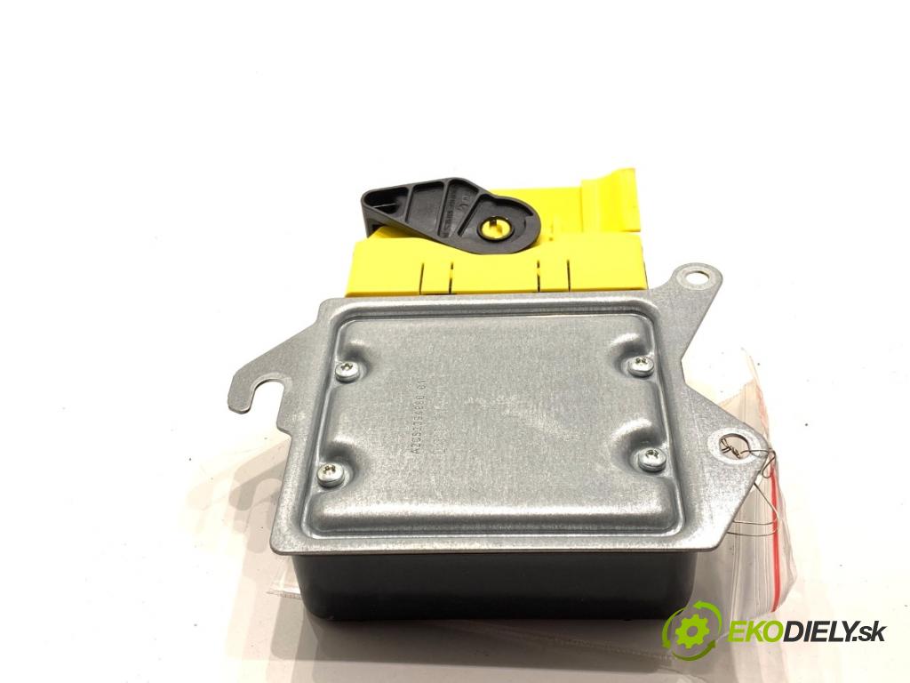 VW GOLF VII Kombi 2015 110 kW 2.0 TDI 1968 senzor airbag 5Q0959655AA (Snímač)