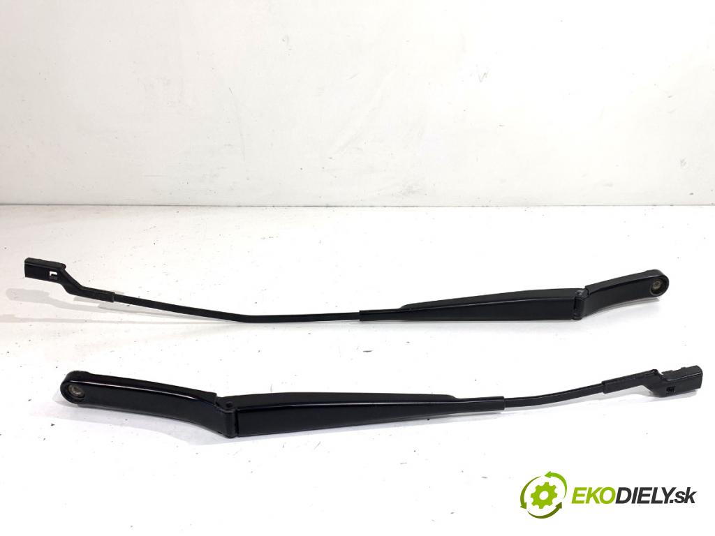 VW GOLF VII Kombi 2015 110 kW 2.0 TDI 1968 Rameno stierače predný 5G1955409B